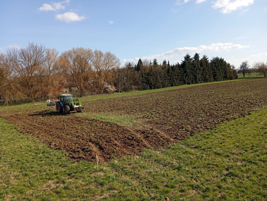 Tractor